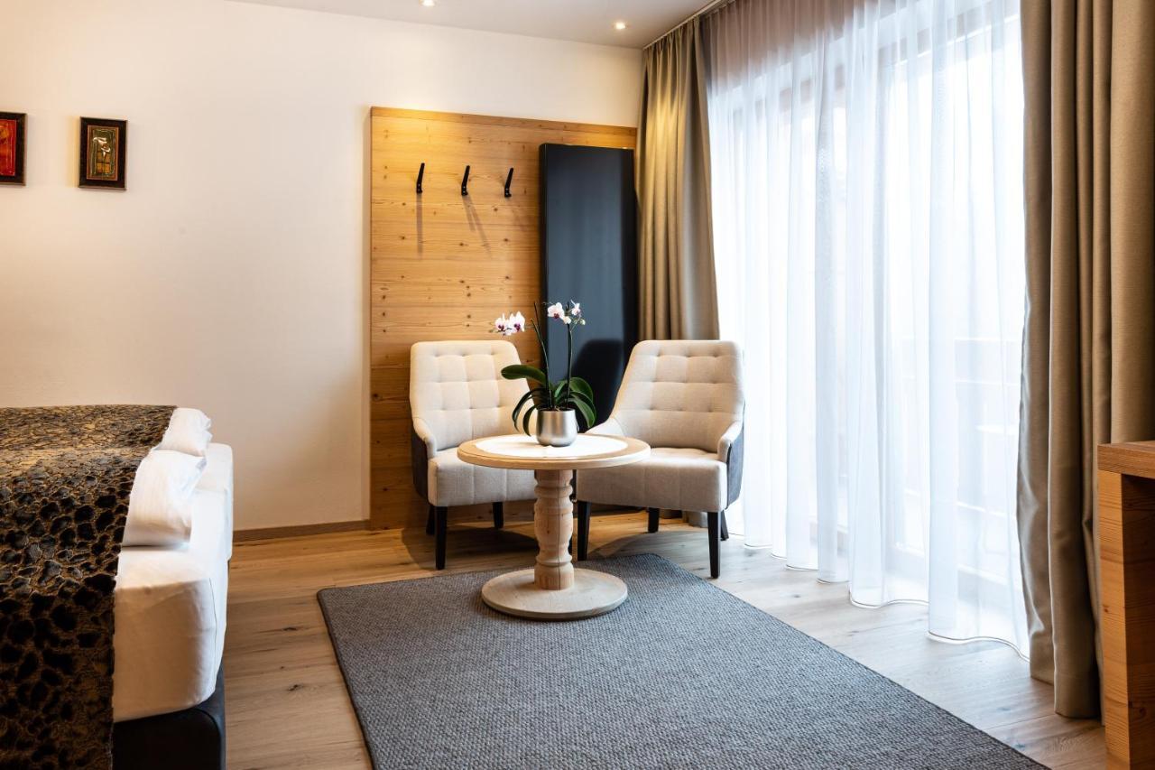 Hotel Arkadia - "Adults Only" Корвара-ин-Бадия Экстерьер фото