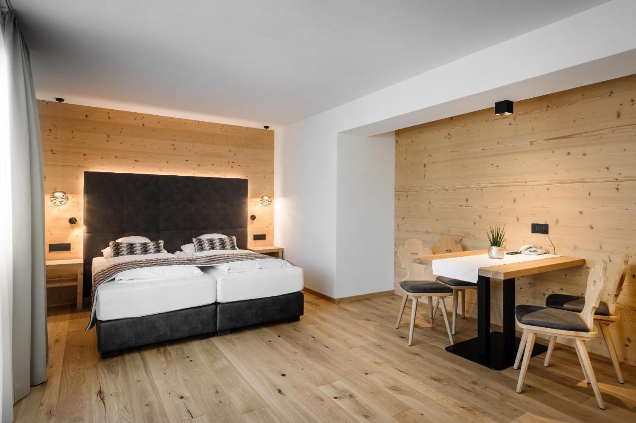 Hotel Arkadia - "Adults Only" Корвара-ин-Бадия Экстерьер фото